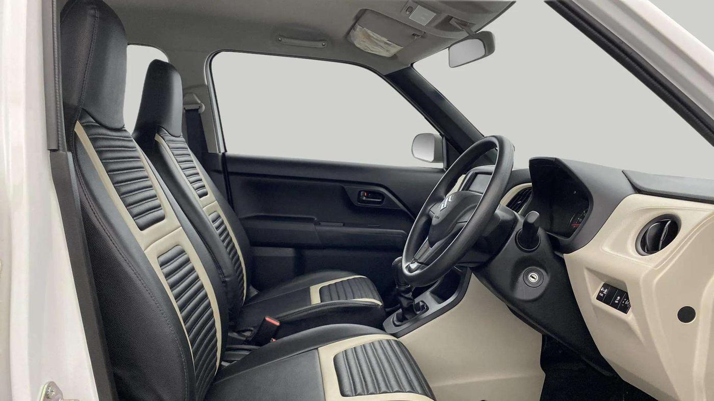 2024 Maruti New Wagon-R LXI CNG 1.0, CNG, Manual, 1,377 km, Right Side Front Door Cabin