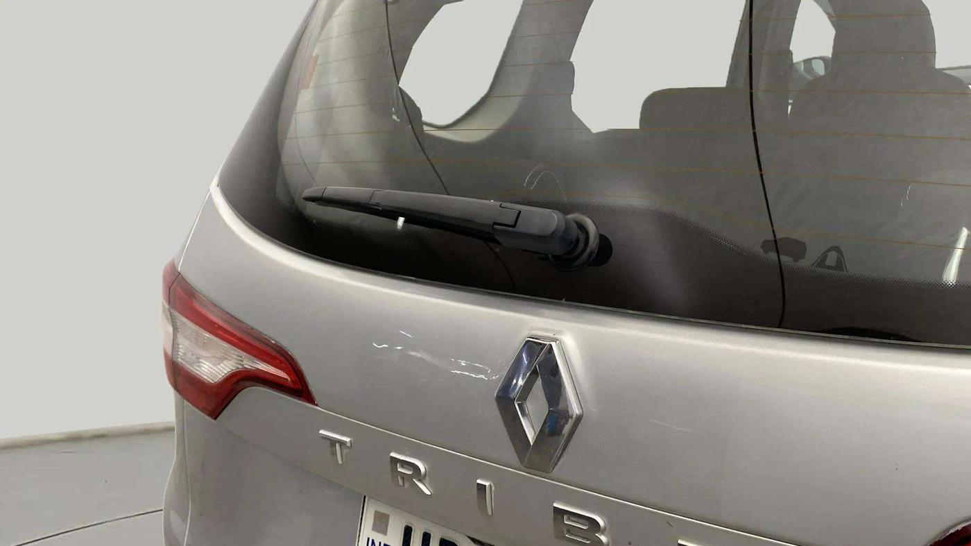2020 Renault TRIBER RXZ, Petrol, Manual, 31,099 km, Rear Wiper
