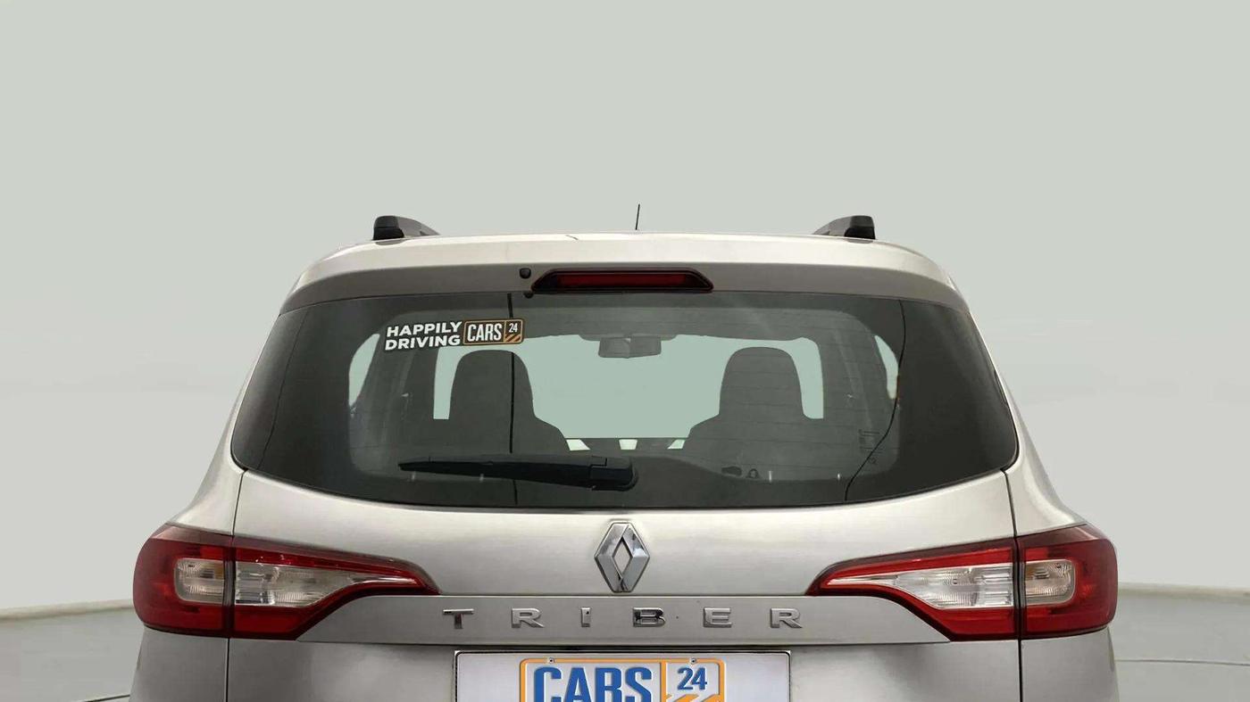 2020 Renault TRIBER RXZ, Petrol, Manual, 31,099 km, Rear Windshield