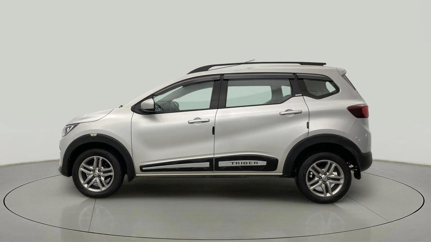 2020 Renault TRIBER RXZ, Petrol, Manual, 31,099 km, Left Side