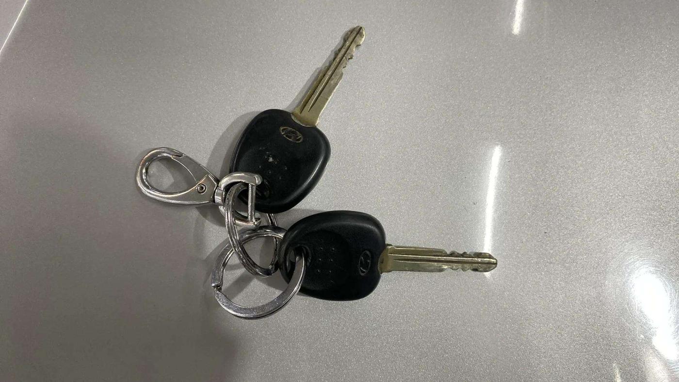 2018 Hyundai Xcent E+, Petrol, Manual, 54,119 km, Key Close Up