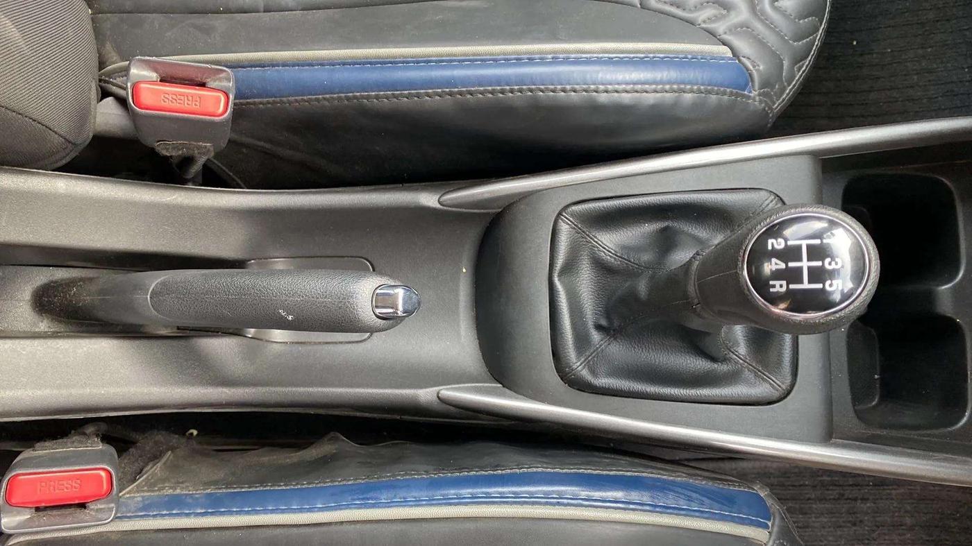 2023 Maruti Baleno  ZETA CNG 1.2L, CNG, Manual, 15,549 km, Gear Lever