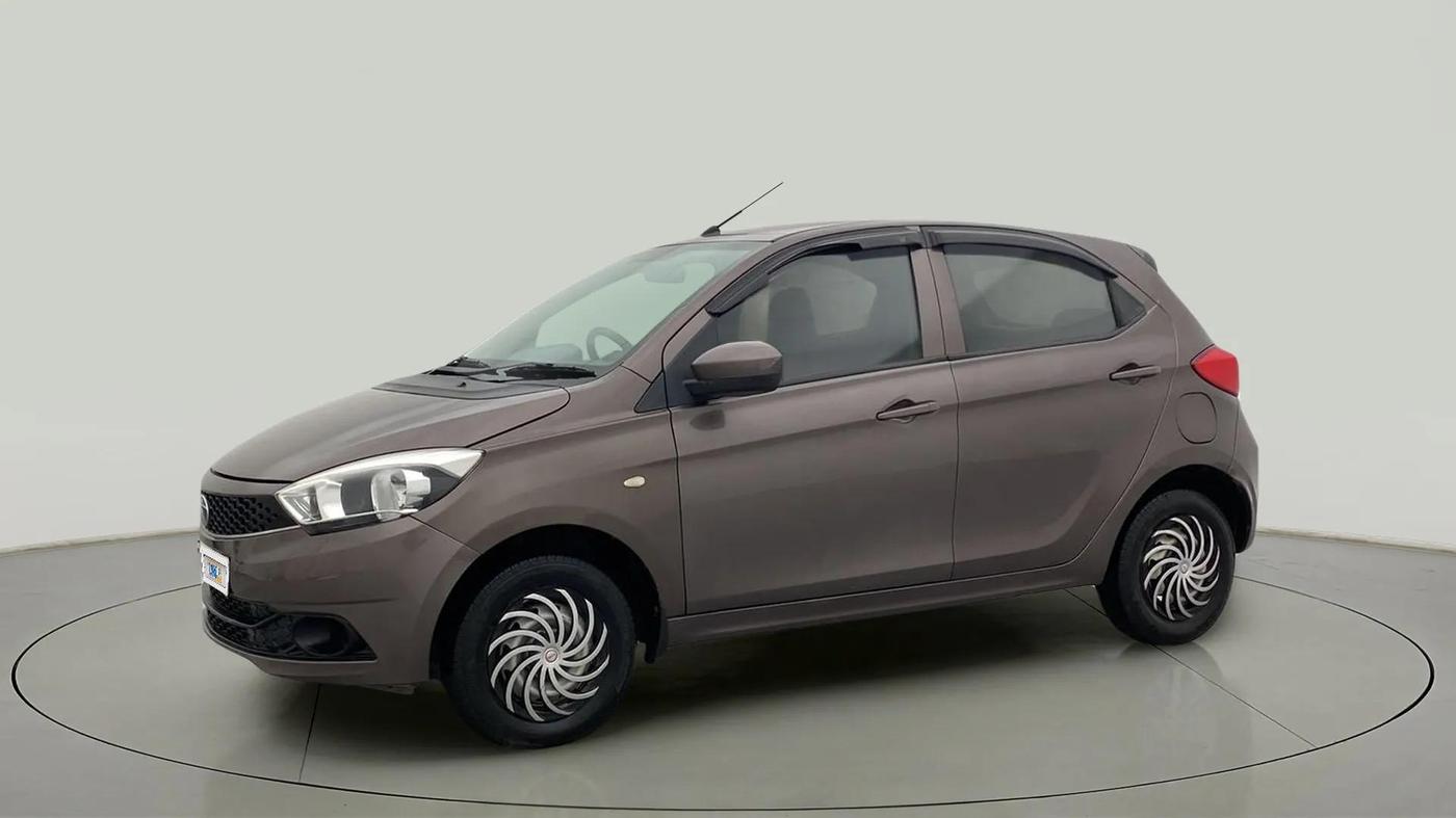 2017 Tata Tiago XM PETROL, Petrol, Manual, 61,169 km, Left Front Diagonal