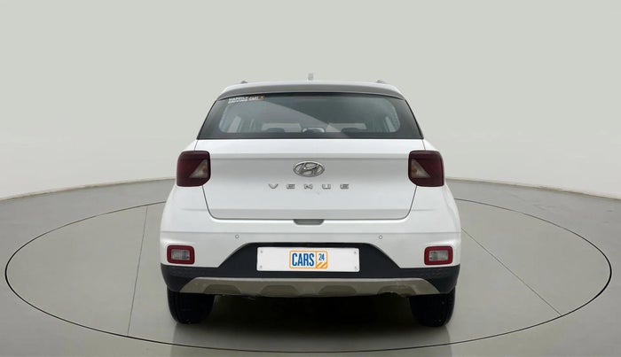 2021 Hyundai VENUE S+ 1.2, Petrol, Manual, 70,743 km, Back/Rear