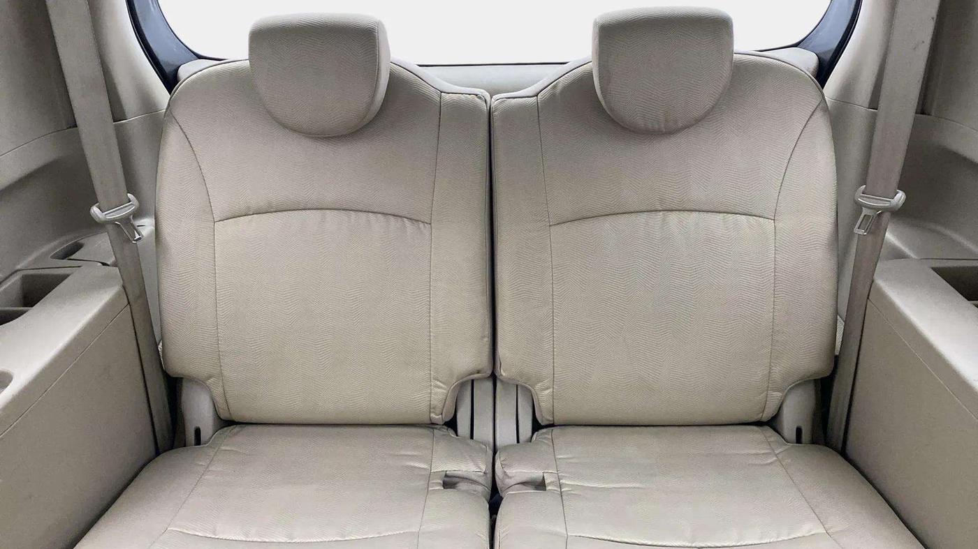 2017 Maruti Ertiga VXI, Petrol, Manual, 61,636 km, Third Seat Row ( optional )