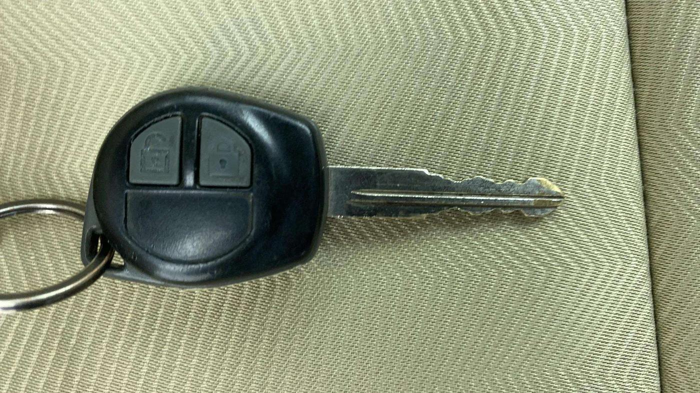 2017 Maruti Ertiga VXI, Petrol, Manual, 61,636 km, Key Close Up