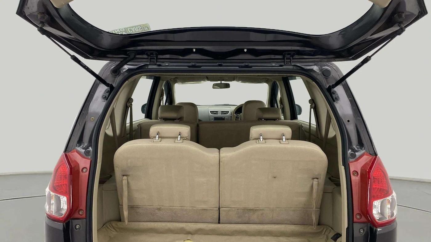 2017 Maruti Ertiga VXI, Petrol, Manual, 61,636 km, Boot Inside