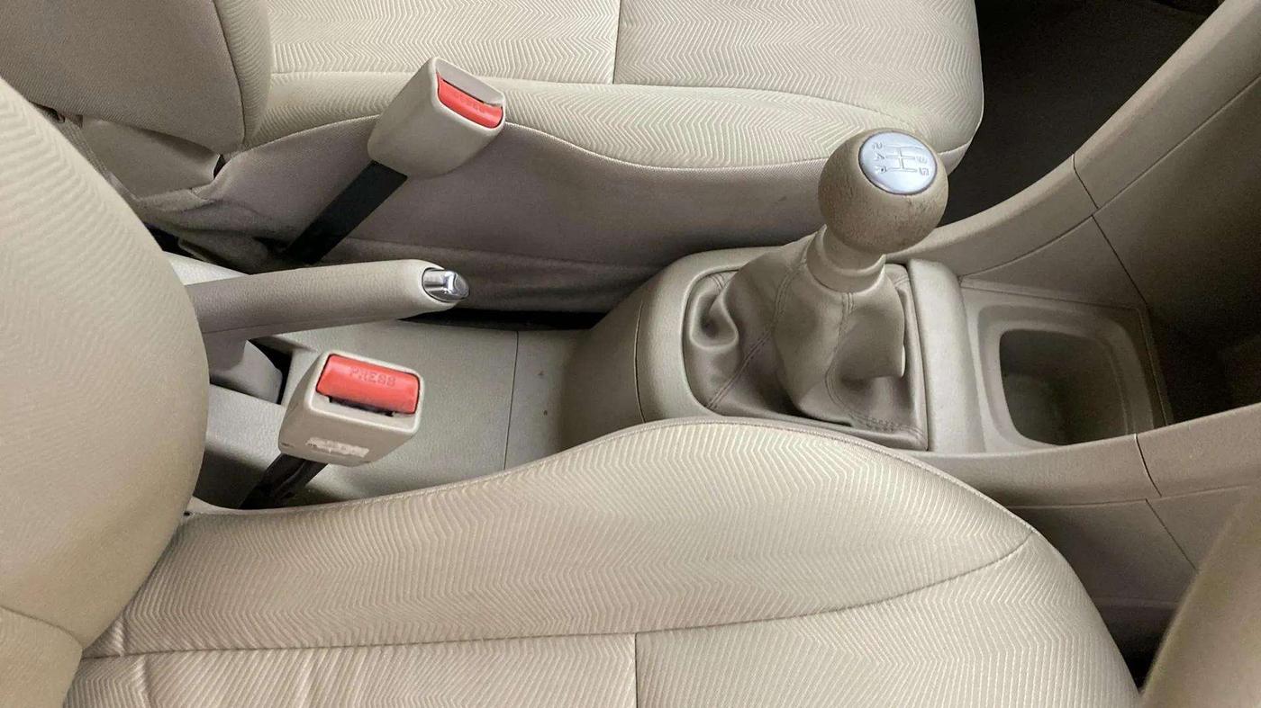 2017 Maruti Ertiga VXI, Petrol, Manual, 61,636 km, Gear Lever