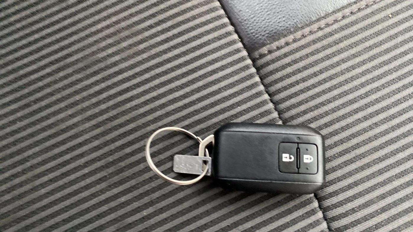 2022 Maruti XL6 ZETA AT, Petrol, Automatic, 25,326 km, Key Close Up