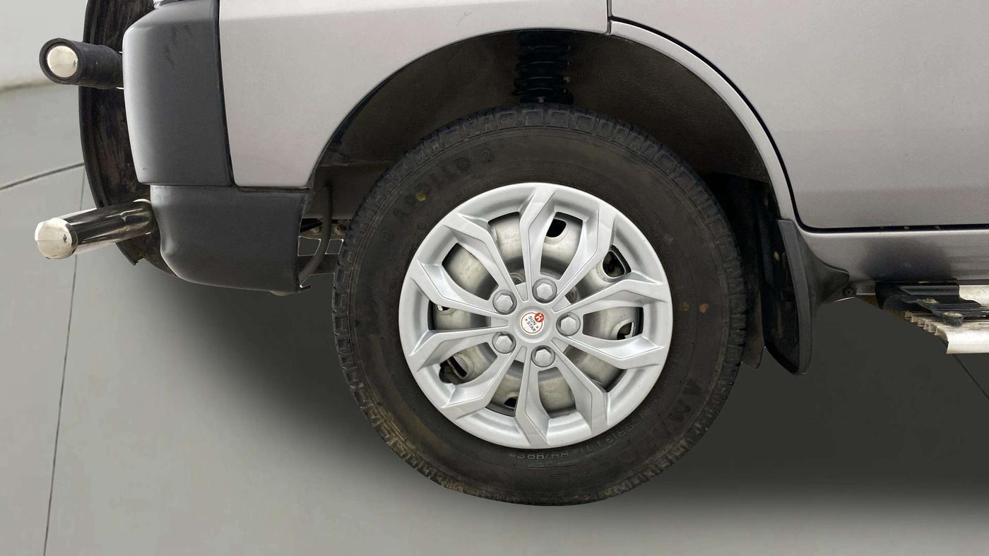 2018 Maruti Eeco 5 STR WITH A/C+HTR, Petrol, Manual, 19,443 km, Left Front Wheel
