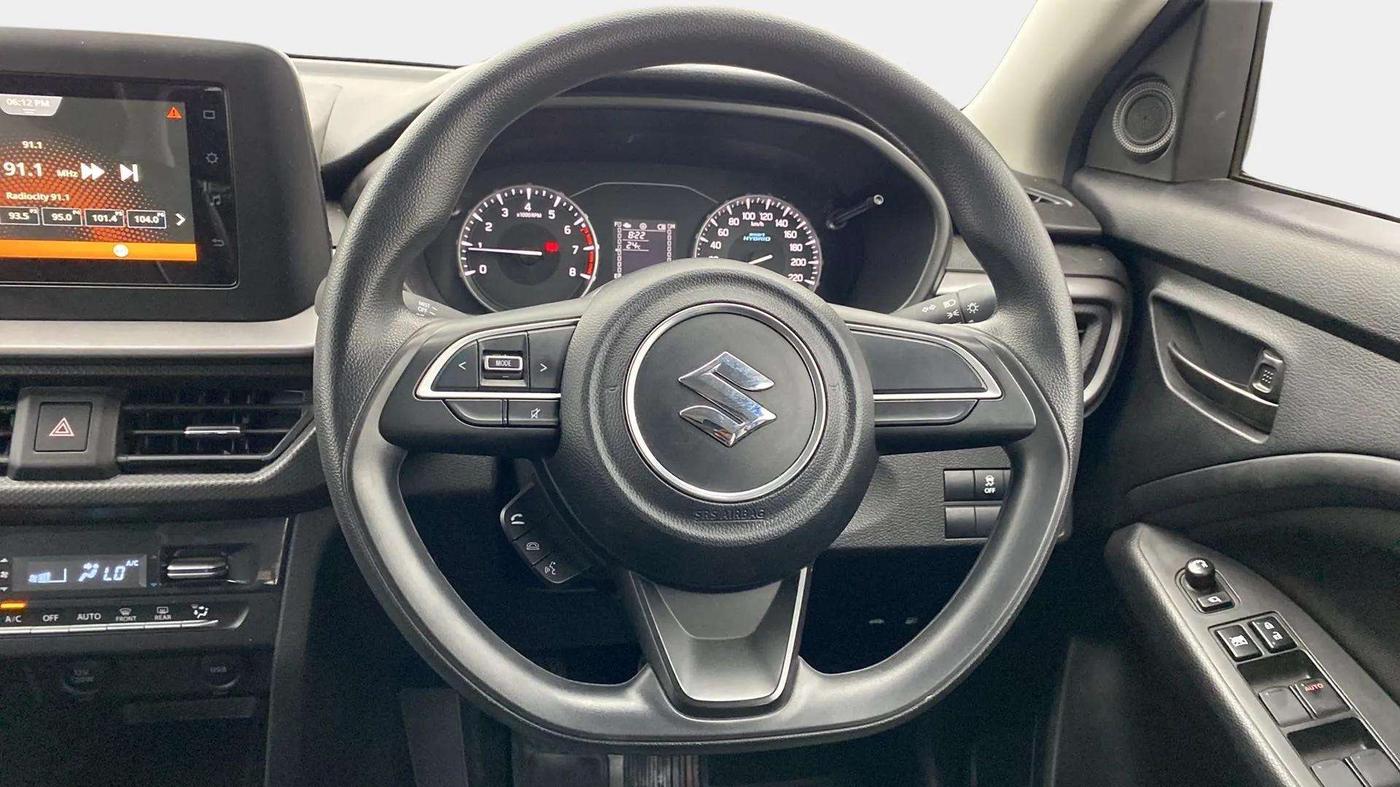2023 Maruti BREZZA VXI SMART HYBRID, Petrol, Manual, 11,465 km, Steering Wheel Close Up