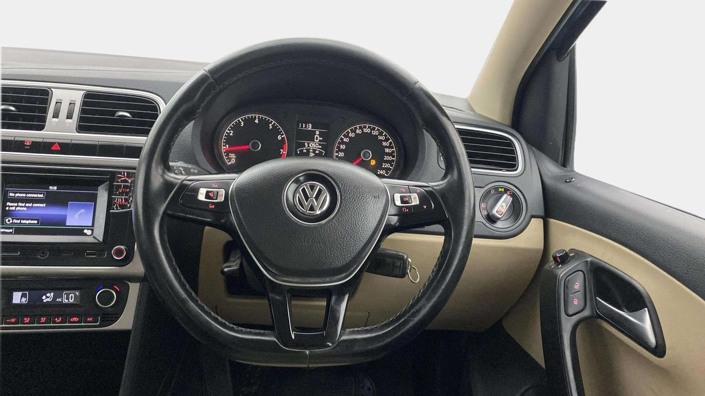 2016 Volkswagen Ameo HIGHLINE1.2L, Petrol, Manual, 51,309 km, Steering Wheel Close Up