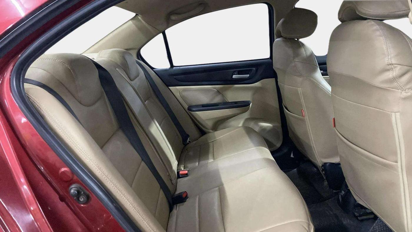 2019 Honda Amaze 1.2L I-VTEC VX, Petrol, Manual, 64,432 km, Right Side Rear Door Cabin