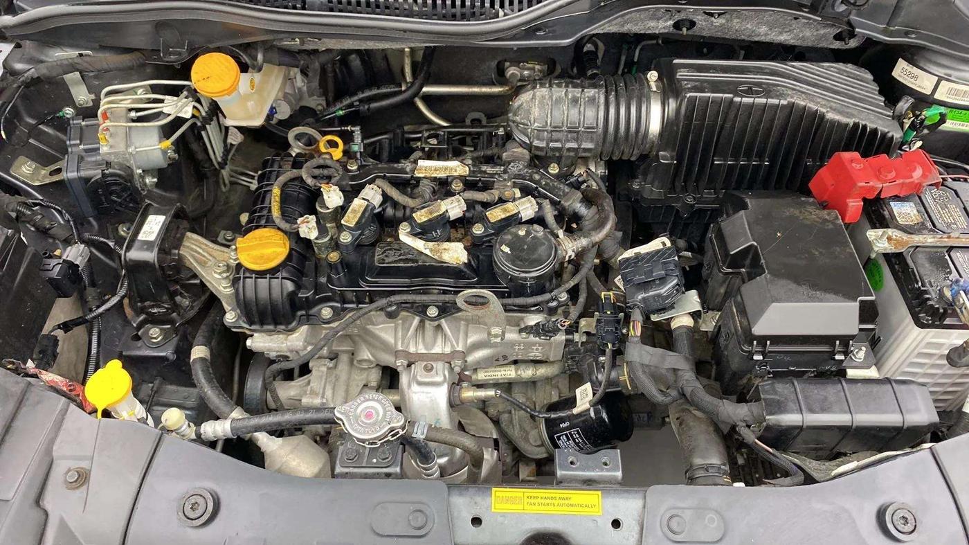2021 Tata ALTROZ XE PETROL, Petrol, Manual, 14,557 km, Engine View