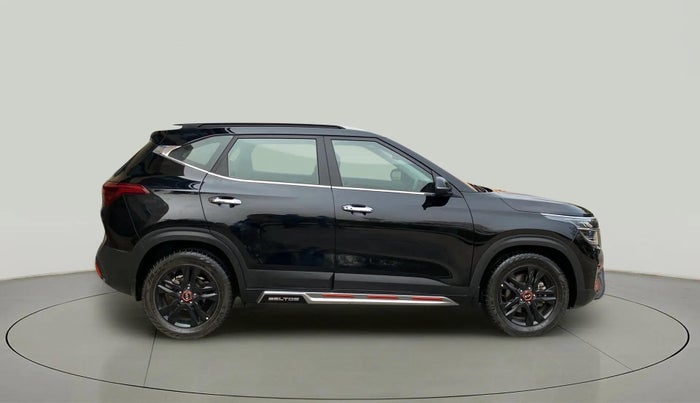 2021 KIA SELTOS HTX ANNIVERSARY EDITION 1.5 PETROL, Petrol, Manual, 27,973 km, Right Side View