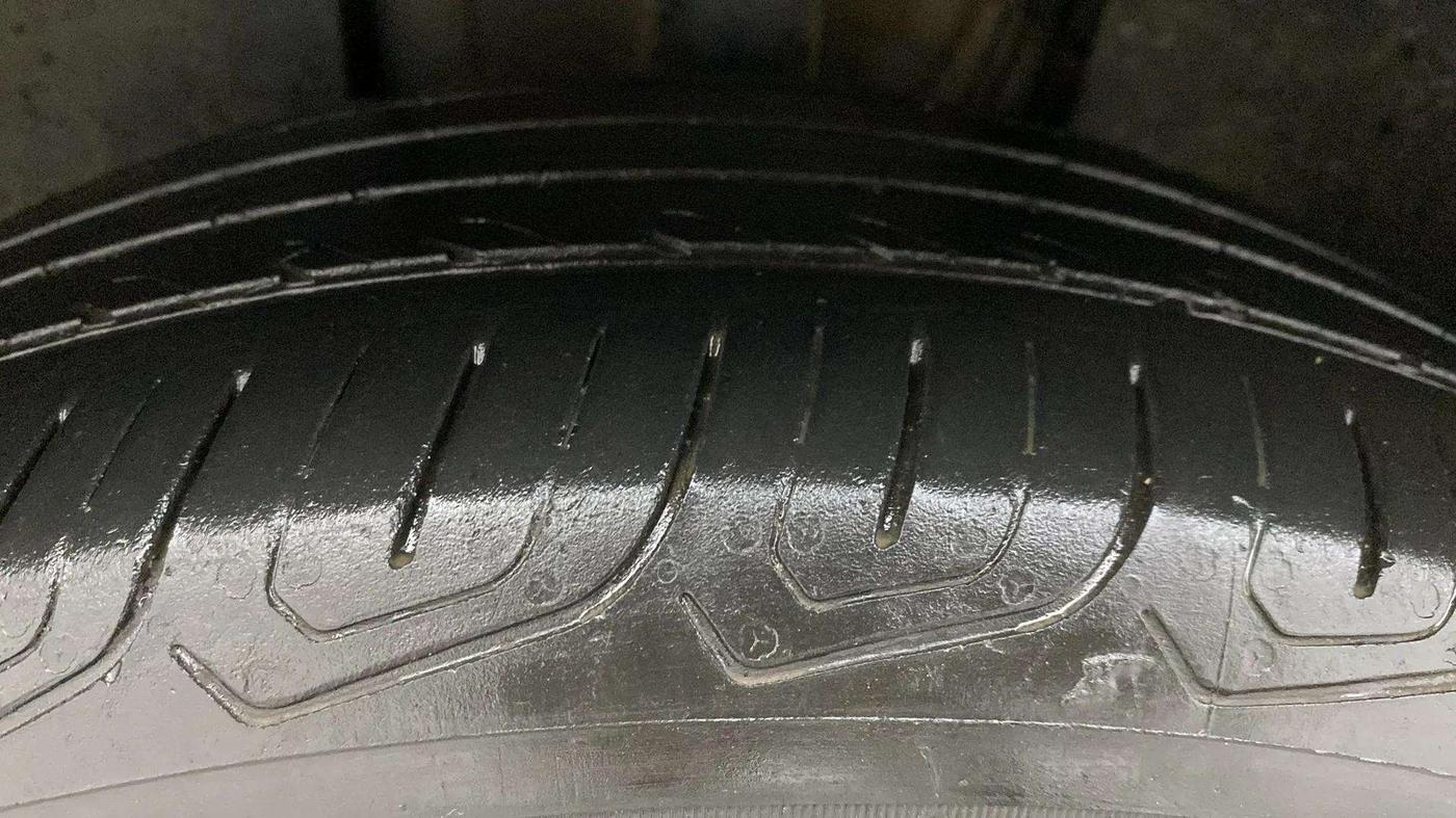 2021 Volkswagen TAIGUN GT 1.5 TSI MT, Petrol, Manual, 22,672 km, Right Front Tyre Tread