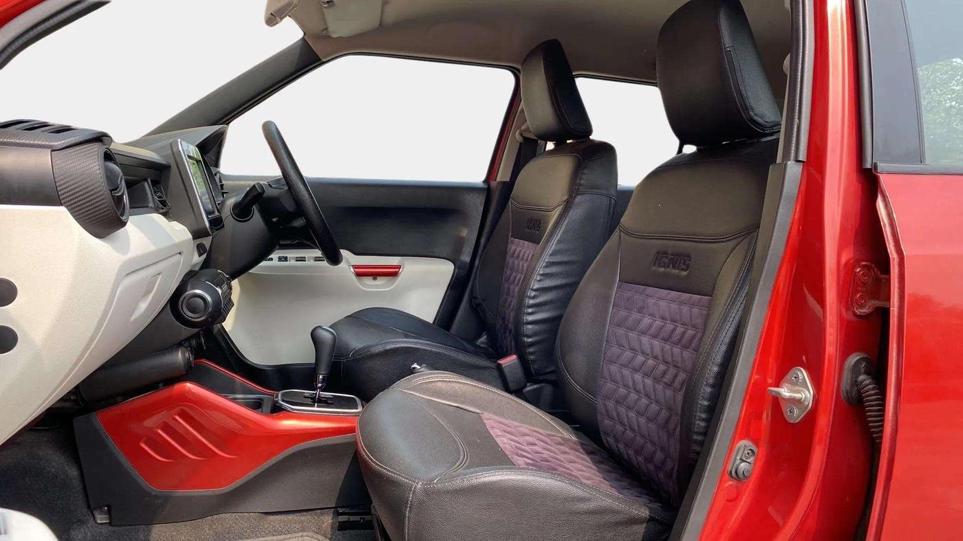 2017 Maruti IGNIS ALPHA 1.2 AMT, Petrol, Automatic, 29,151 km, Right Side Front Door Cabin