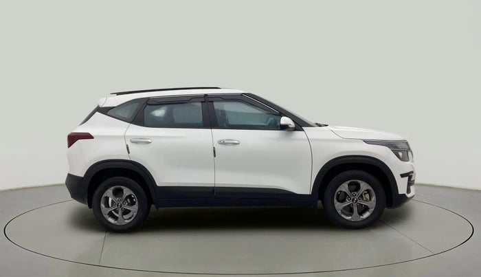 2020 KIA SELTOS HTK PLUS 1.5, Petrol, Manual, 30,946 km, Right Side View