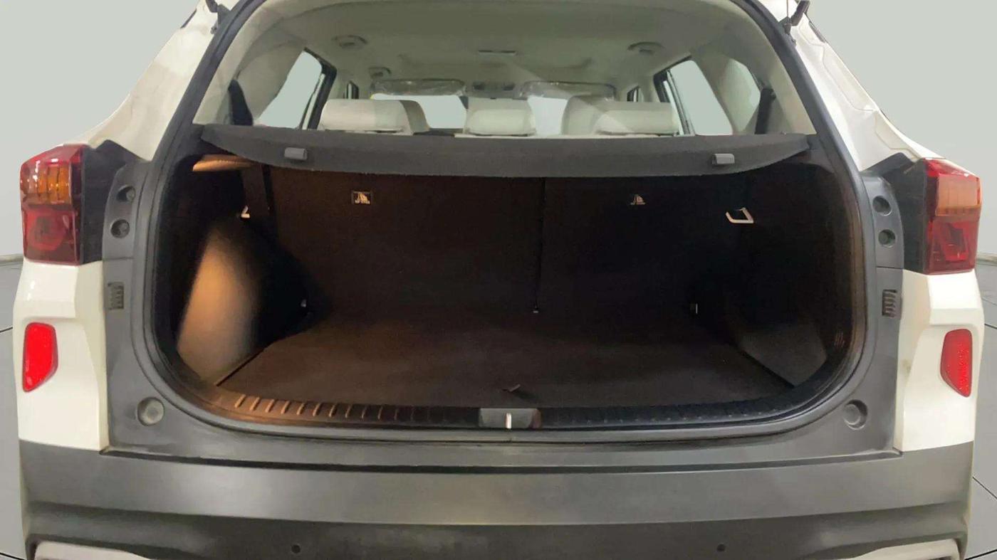 2023 KIA SELTOS HTX 1.5 DIESEL IMT, Diesel, Manual, 18,068 km, Boot Inside