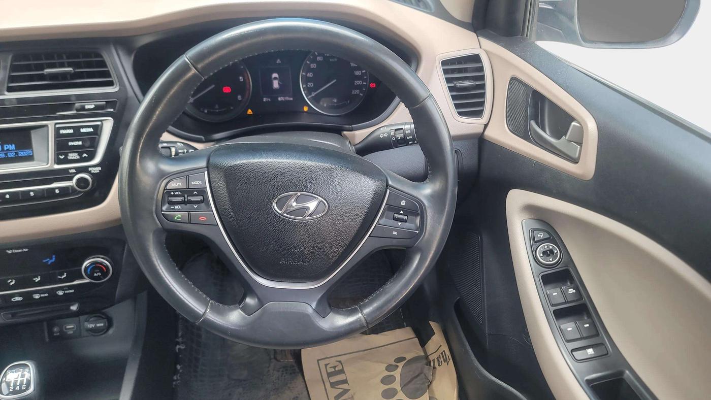 2017 Hyundai Elite i20 ASTA 1.4 CRDI, Diesel, Manual, 67,215 km, Steering Wheel Close Up
