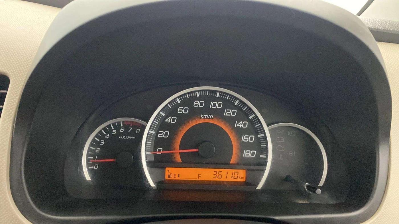 2014 Maruti Wagon R 1.0 VXI, Petrol, Manual, 36,113 km, Odometer Image