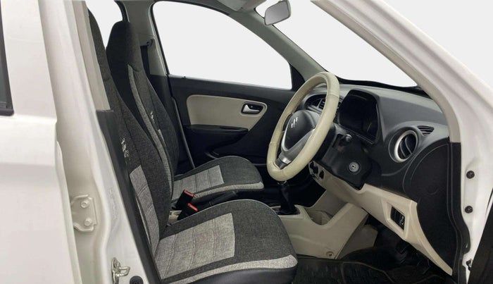 2019 Maruti Alto LXI, Petrol, Manual, 24,706 km, Right Side Front Door Cabin