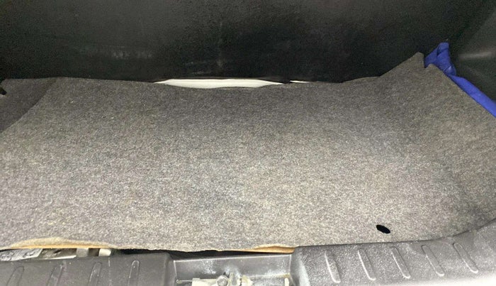 2019 Maruti Alto LXI, Petrol, Manual, 24,706 km, Boot Inside