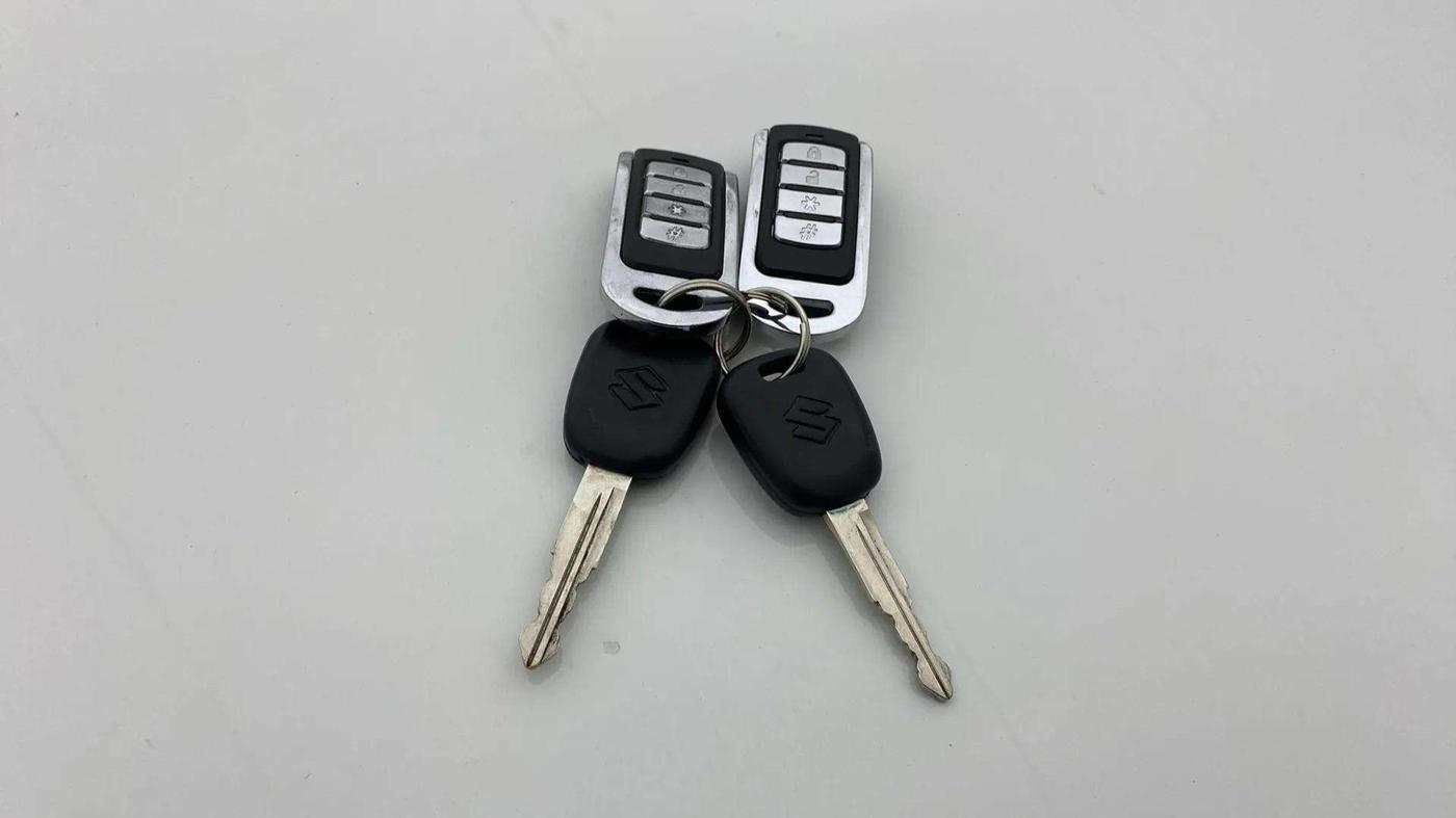 2019 Maruti Alto LXI, Petrol, Manual, 24,706 km, Key Close Up
