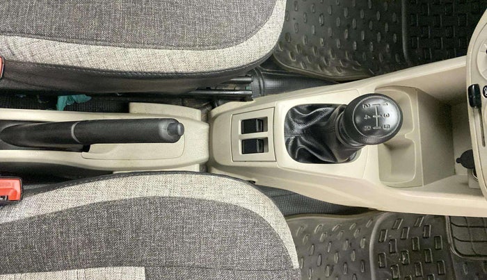 2019 Maruti Alto LXI, Petrol, Manual, 24,706 km, Gear Lever
