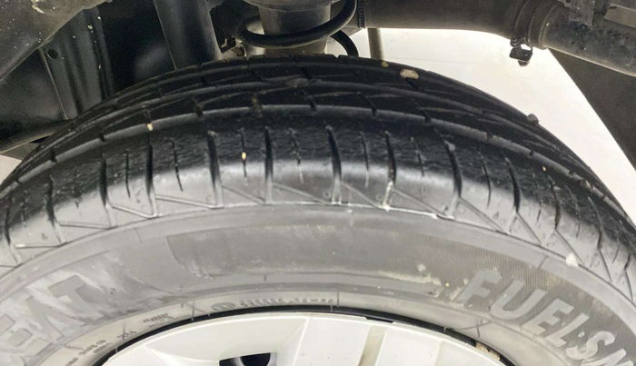 2019 Maruti Alto LXI, Petrol, Manual, 24,706 km, Left Rear Tyre Tread