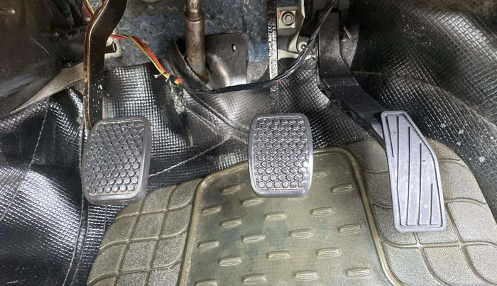2019 Maruti Alto LXI, Petrol, Manual, 24,706 km, Pedals