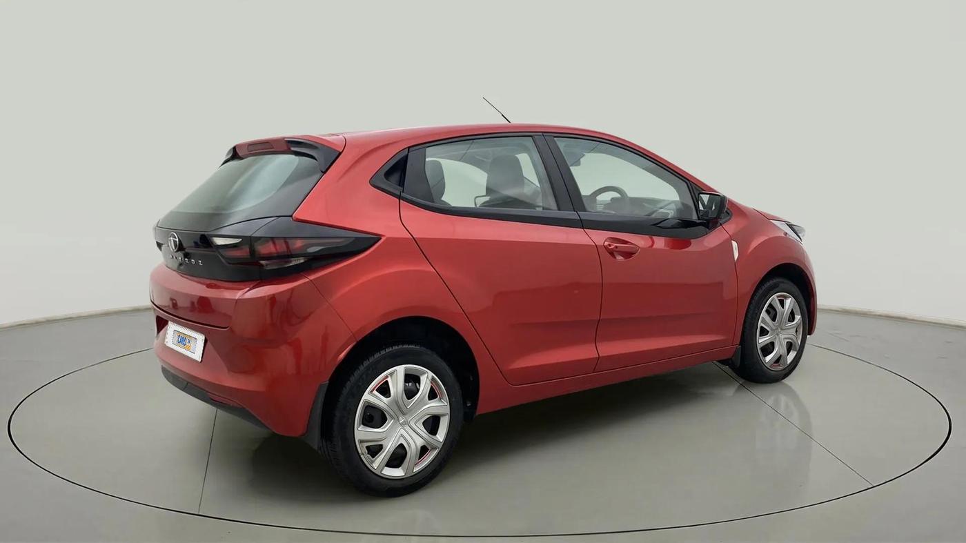 2021 Tata ALTROZ XT PETROL, Petrol, Manual, 43,070 km, Right Back Diagonal