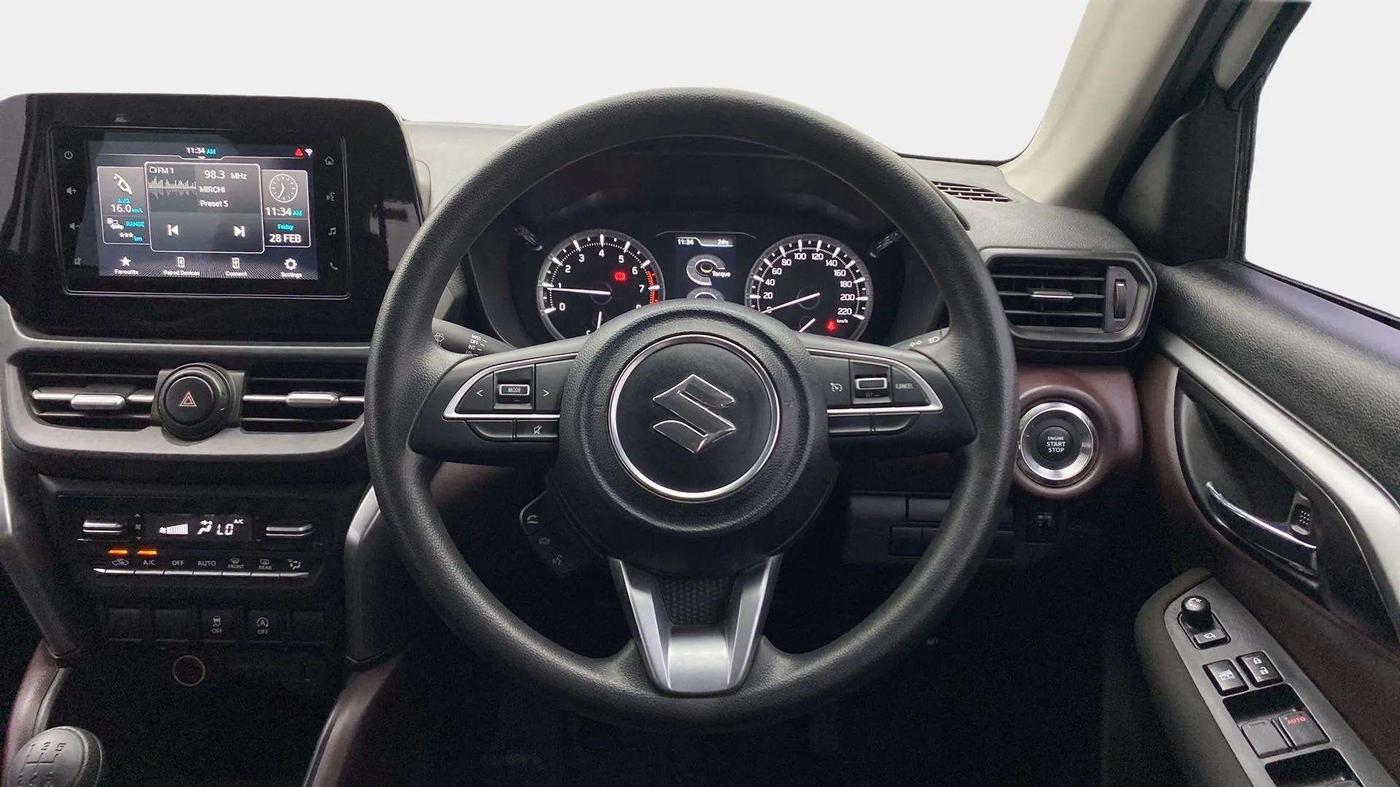 2024 Maruti Grand Vitara DELTA SMART HYBRID, Petrol, Manual, 16,938 km, Steering Wheel Close Up