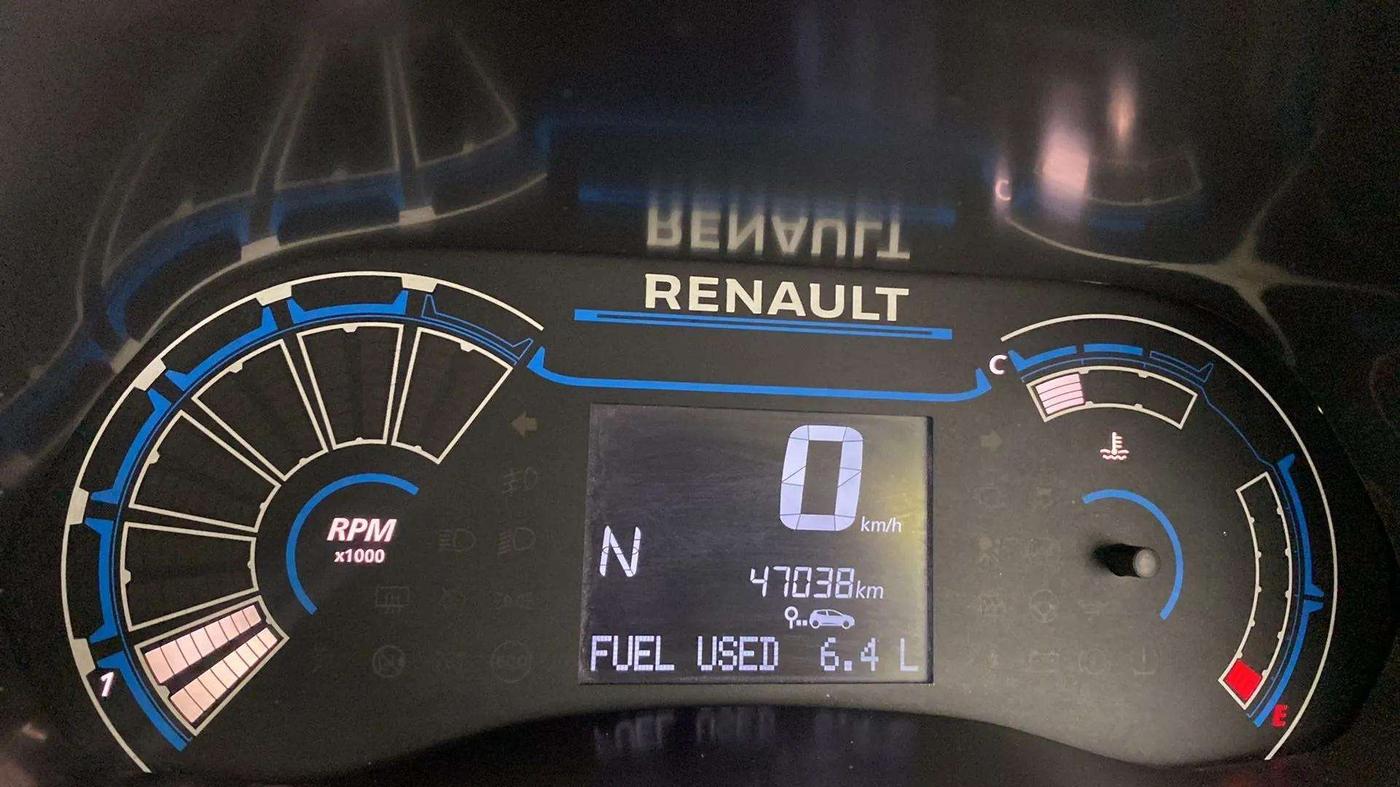 2021 Renault TRIBER RXZ AMT, Petrol, Automatic, 47,071 km, Odometer Image