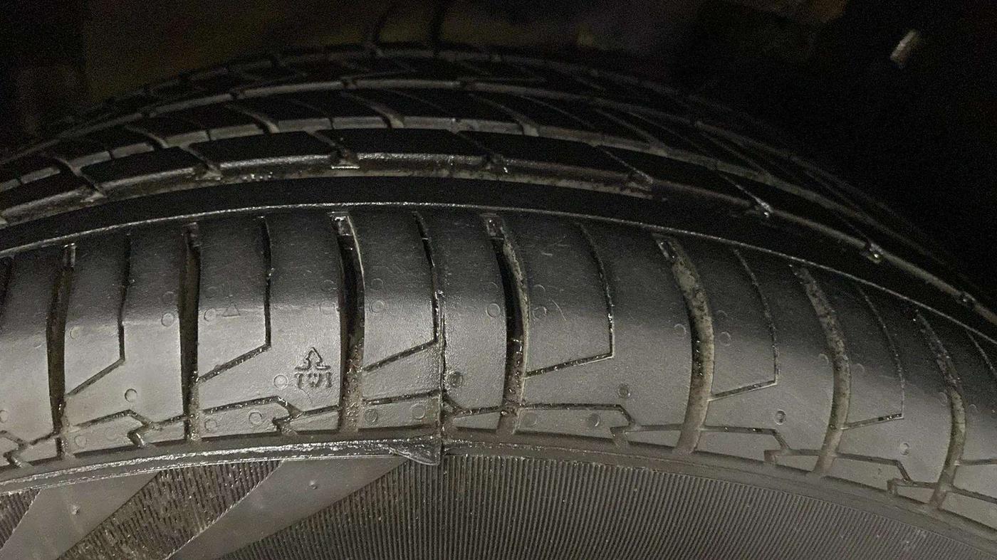 2020 Tata ALTROZ XZ PETROL, Petrol, Manual, 61,948 km, Left Rear Tyre Tread