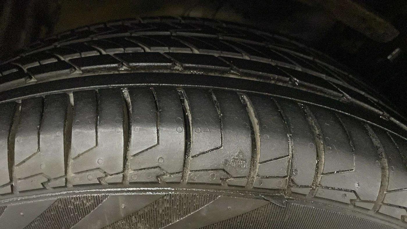 2020 Tata ALTROZ XZ PETROL, Petrol, Manual, 61,948 km, Right Rear Tyre Tread
