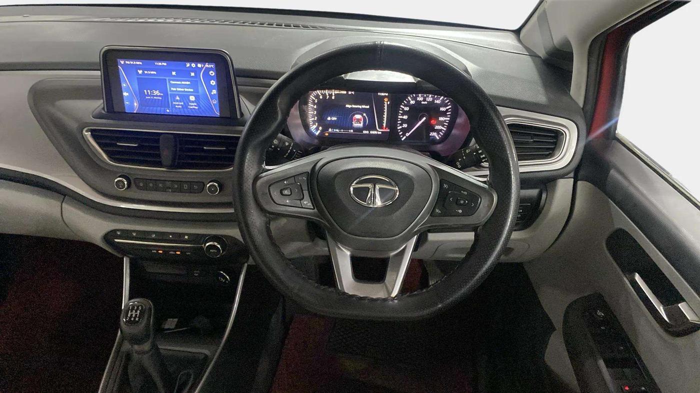 2020 Tata ALTROZ XZ PETROL, Petrol, Manual, 61,948 km, Steering Wheel Close Up