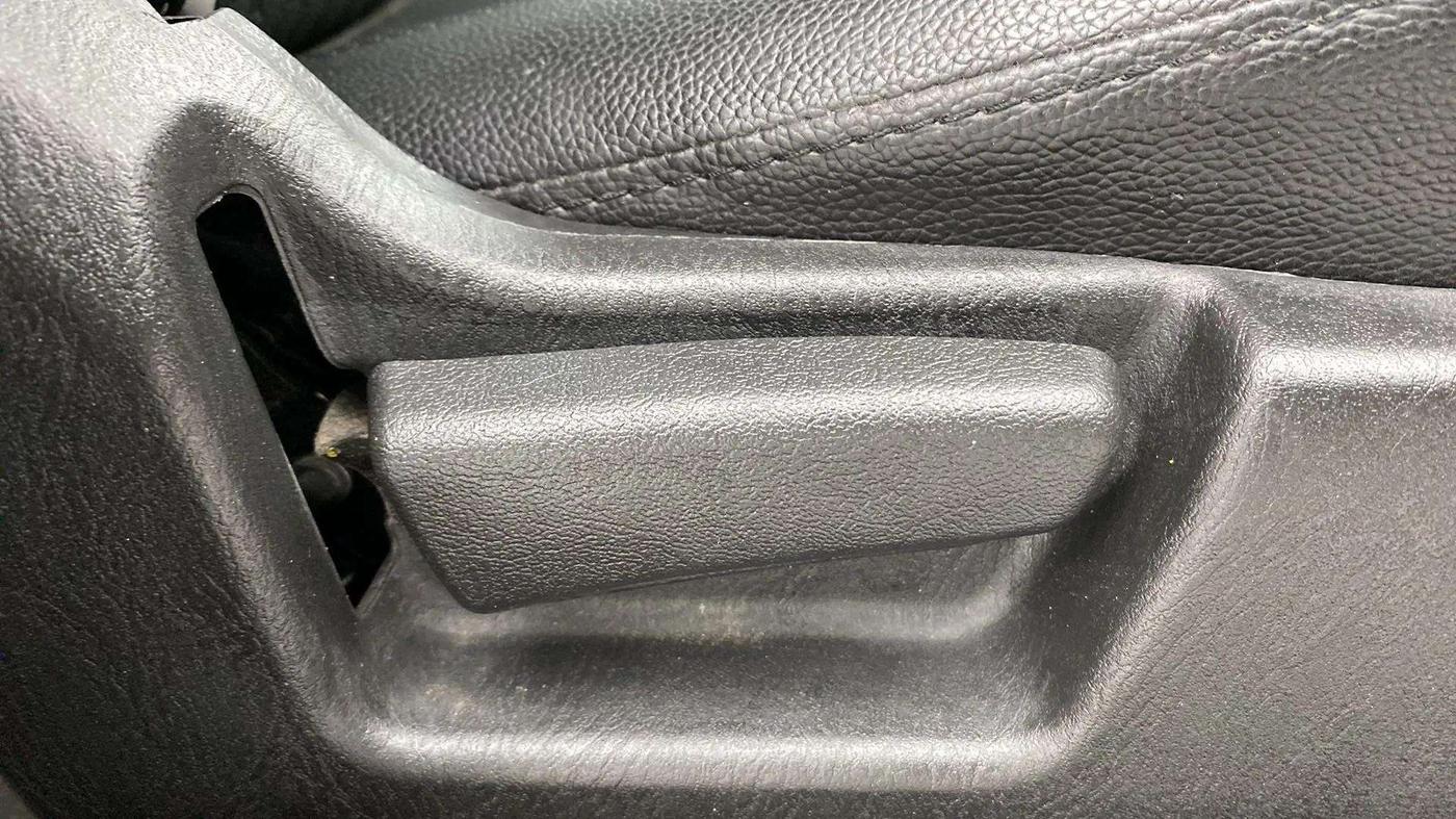 2020 Maruti Alto VXI PLUS, Petrol, Manual, 36,571 km, Driver Side Adjustment Panel