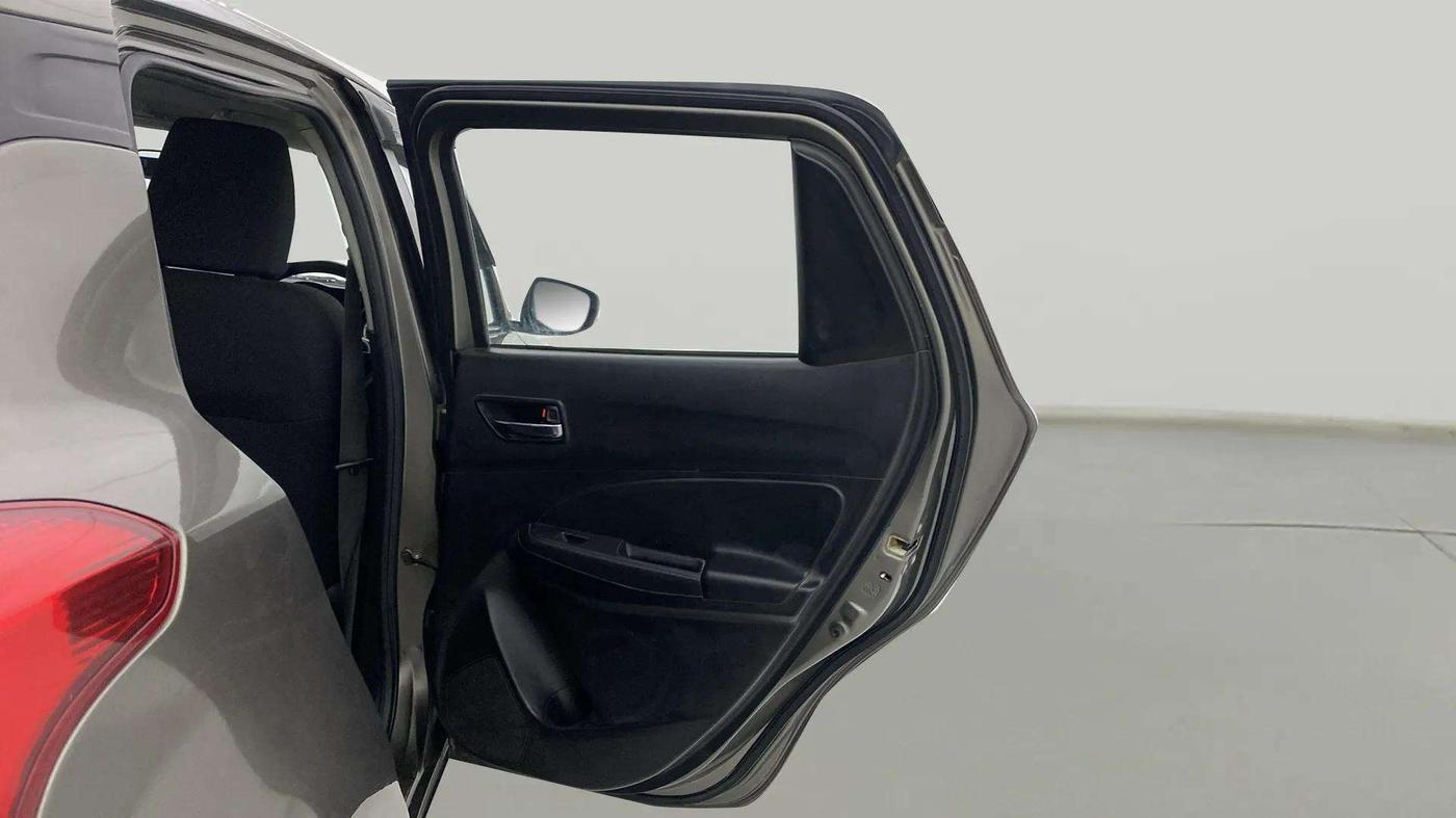 2021 Maruti Swift VXI, Petrol, Manual, 50,511 km, RHS Rear Door