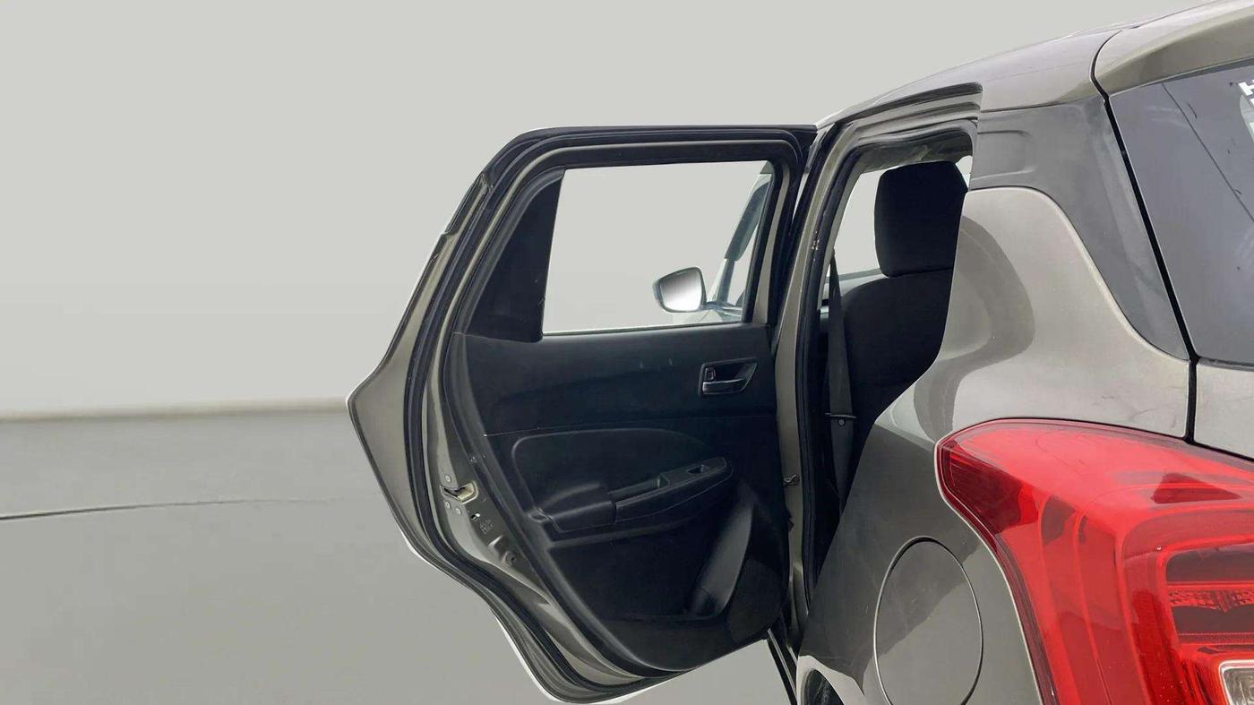 2021 Maruti Swift VXI, Petrol, Manual, 50,511 km, LHS Rear Door