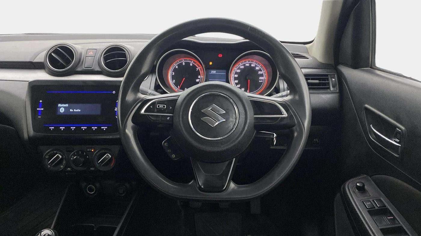 2021 Maruti Swift VXI, Petrol, Manual, 50,511 km, Steering Wheel Close Up