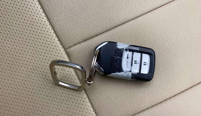 2021 Honda City 1.5L I-VTEC V MT 5TH GEN, Petrol, Manual, 36,820 km, Key Close Up
