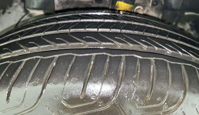 2018 Ford Ecosport TITANIUM 1.5L PETROL AT, Petrol, Automatic, 66,894 km, Left Front Tyre Tread