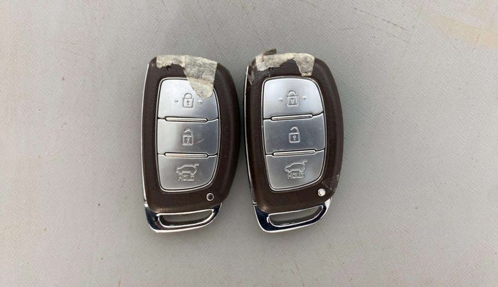 2018 Hyundai Creta SX AT 1.6 PETROL, Petrol, Automatic, 92,543 km, Key Close Up