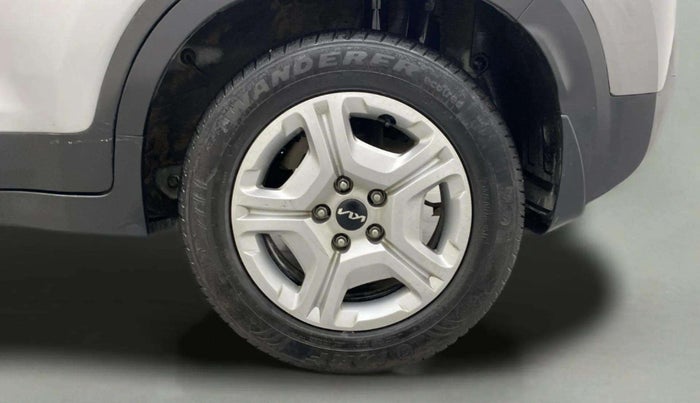 2021 KIA SONET HTK PLUS 1.0 DCT, Petrol, Automatic, 27,037 km, Left Rear Wheel