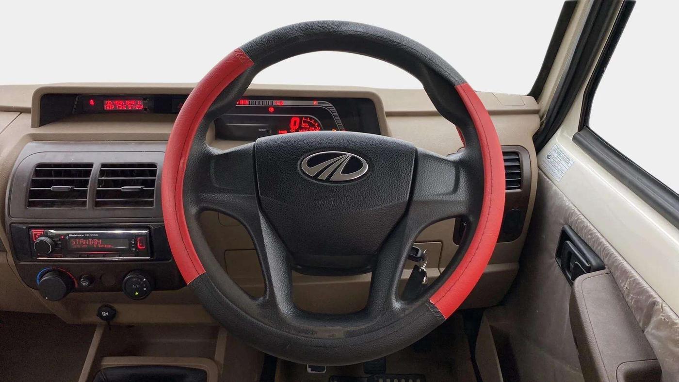 2022 Mahindra Bolero B6 (O), Diesel, Manual, 40,926 km, Steering Wheel Close Up