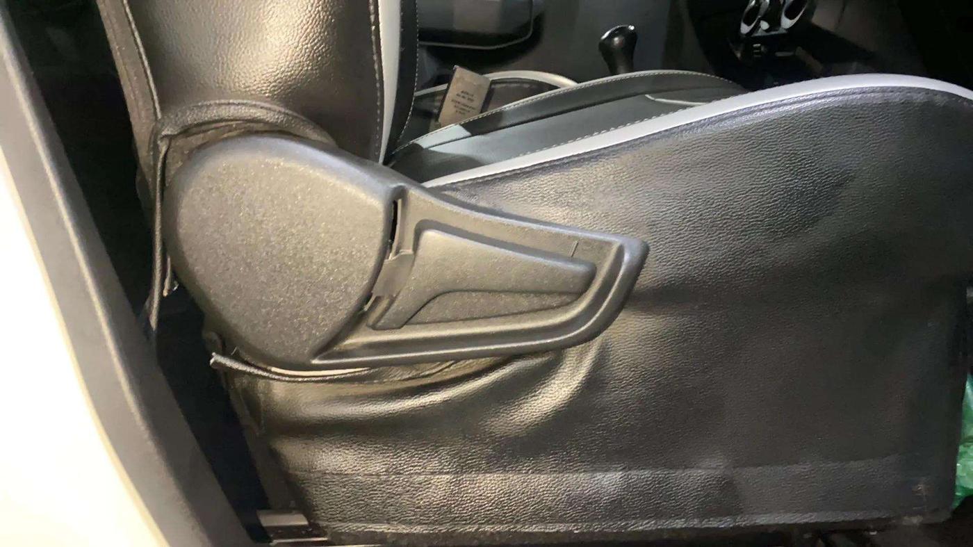 2022 Maruti S PRESSO VXI+, Petrol, Manual, 7,739 km, Driver Side Adjustment Panel