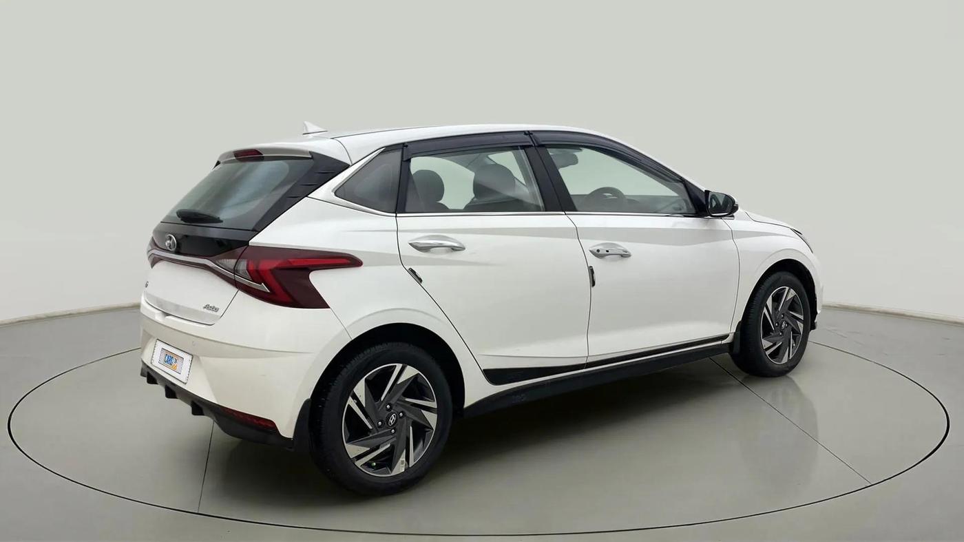 2022 Hyundai NEW I20 ASTA (O) 1.5 CRDI MT, Diesel, Manual, 27,959 km, Right Back Diagonal