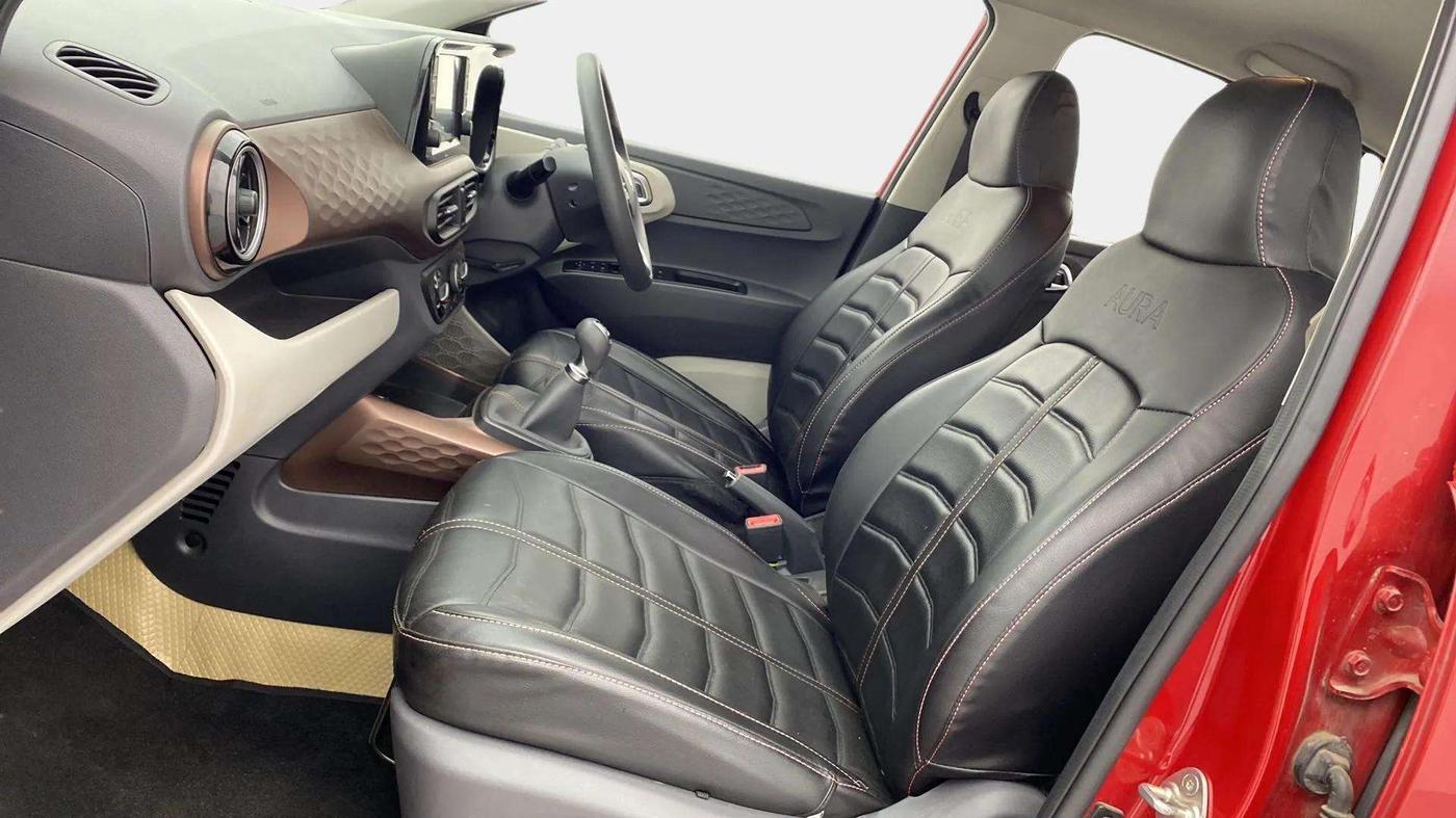 2020 Hyundai AURA SX 1.2, Petrol, Manual, 17,196 km, Right Side Front Door Cabin