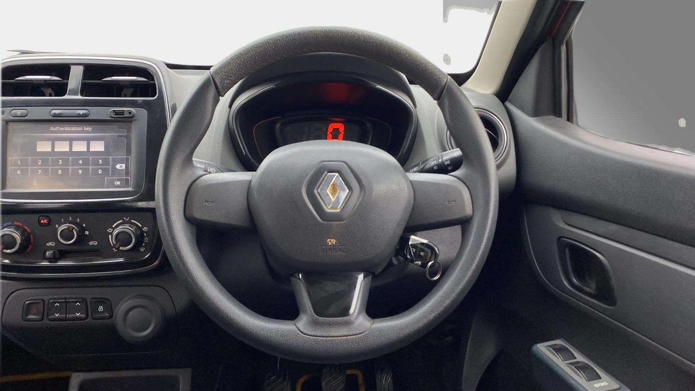 2016 Renault Kwid RXT 0.8, Petrol, Manual, 80,498 km, Steering Wheel Close Up